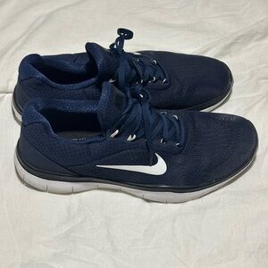 Nike Navy Running Shoes
